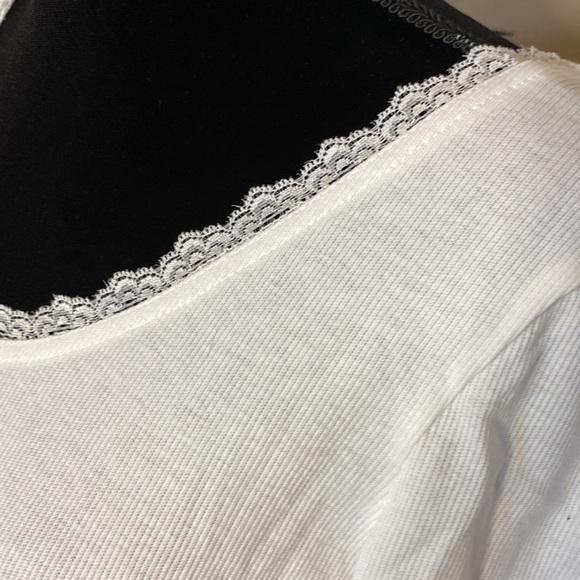 SHEIN. White Tshirt With Open Back And Checkerboard Skirt. S Large - Picture 3 of 5